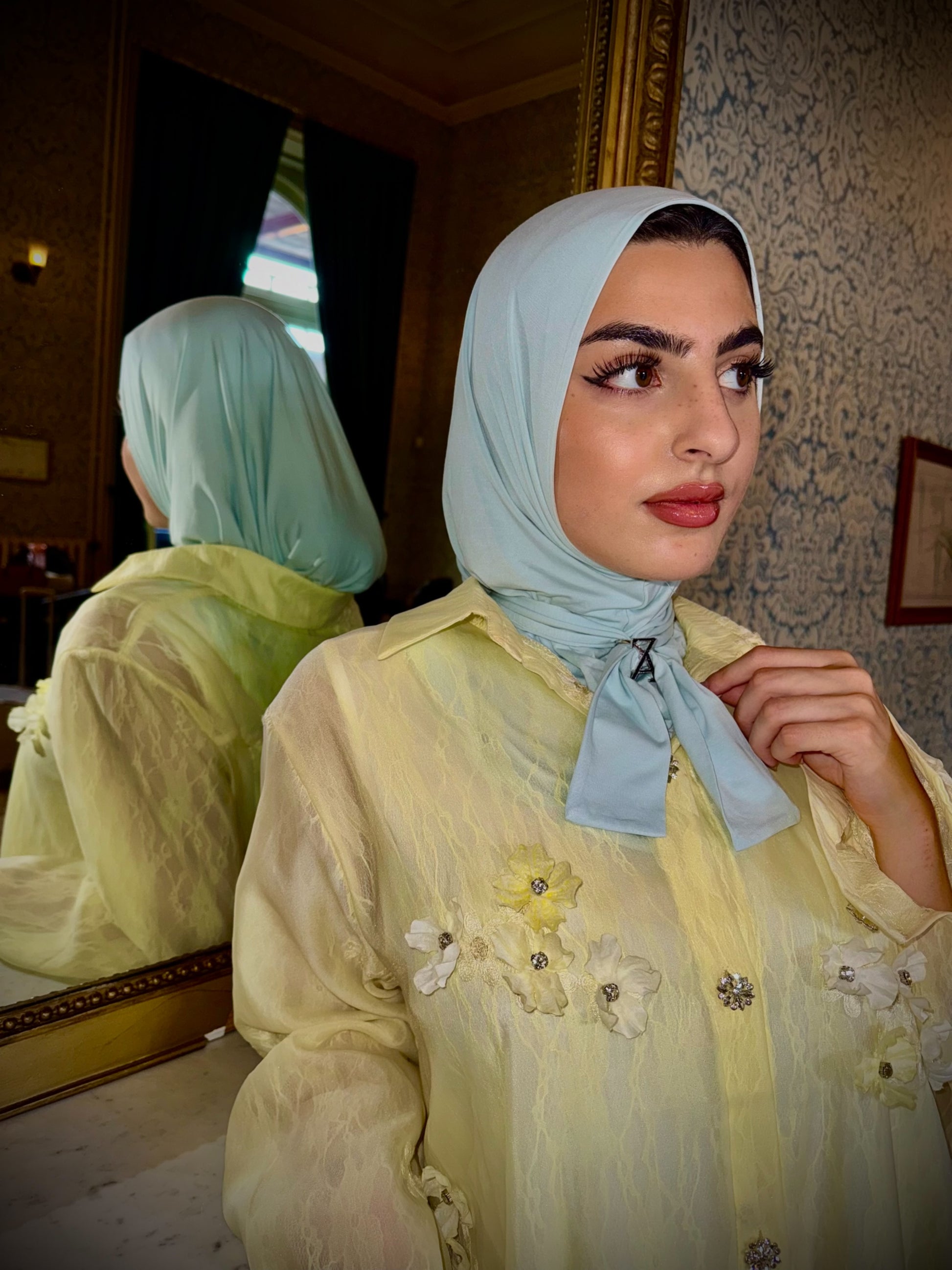 Ice blue vintage bamboo hijab